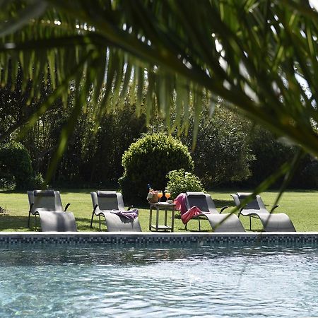 Bed and Breakfast Mas de Bouvet en Camargue à Albaron Extérieur photo