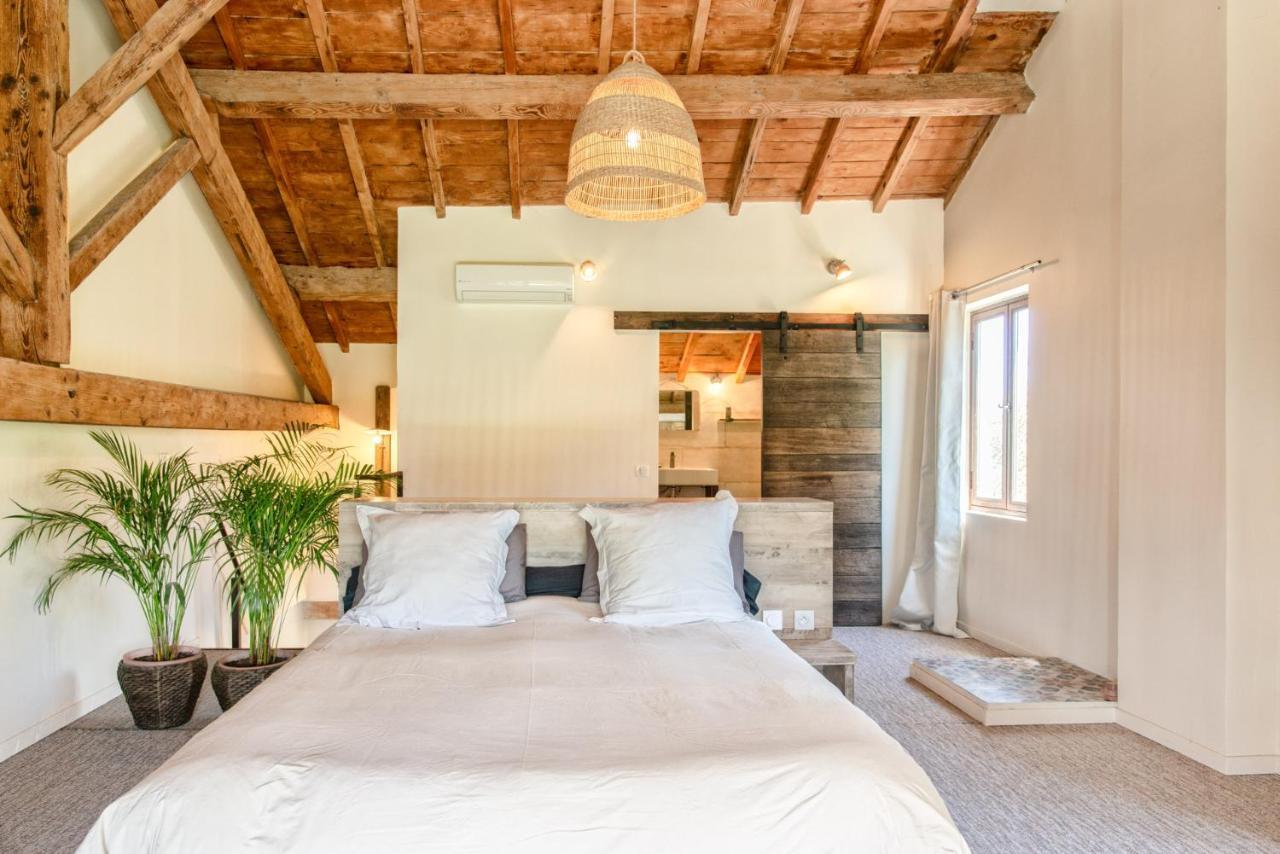 Bed and Breakfast Mas de Bouvet en Camargue à Albaron Extérieur photo