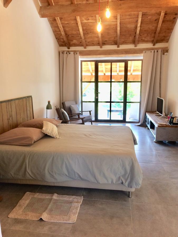 Bed and Breakfast Mas de Bouvet en Camargue à Albaron Extérieur photo